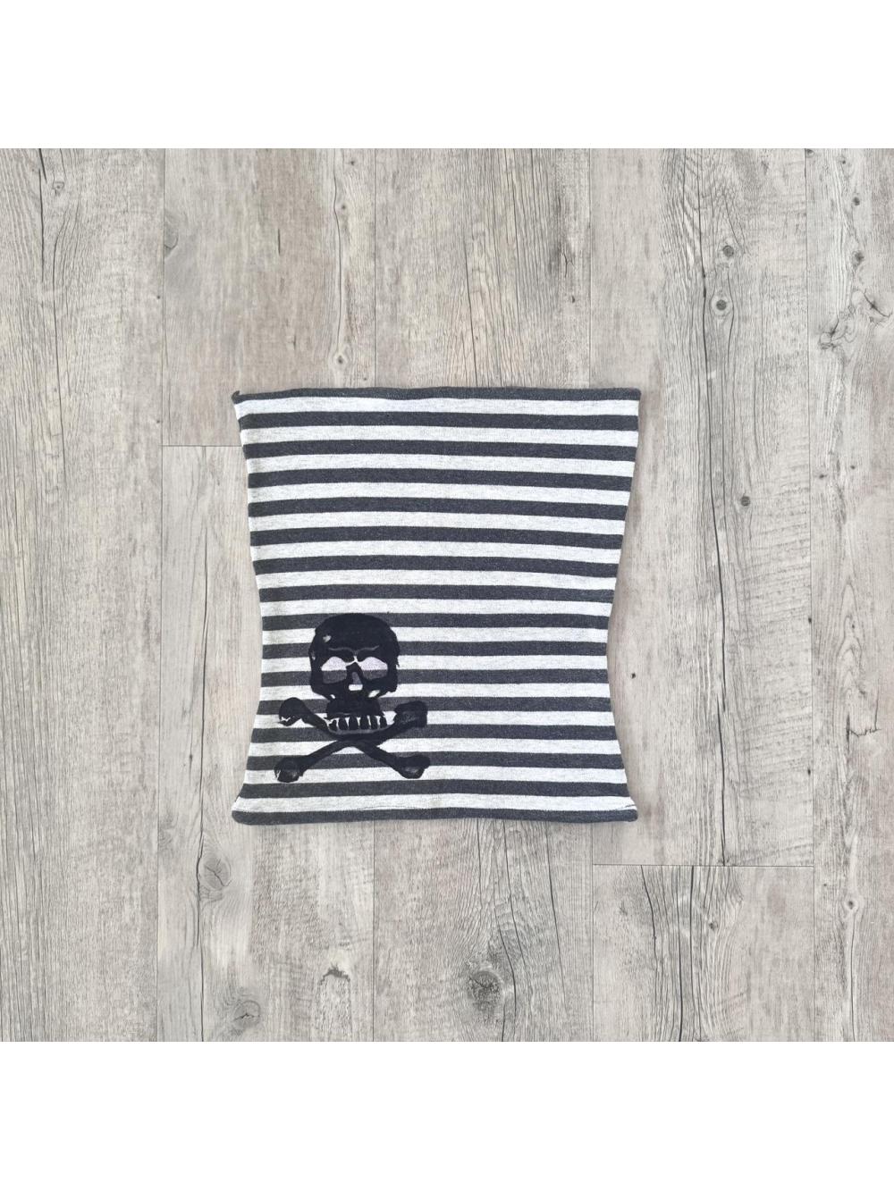 Street Fashion Trends 2026 - 2026 new Harajuku Gothic retro striped