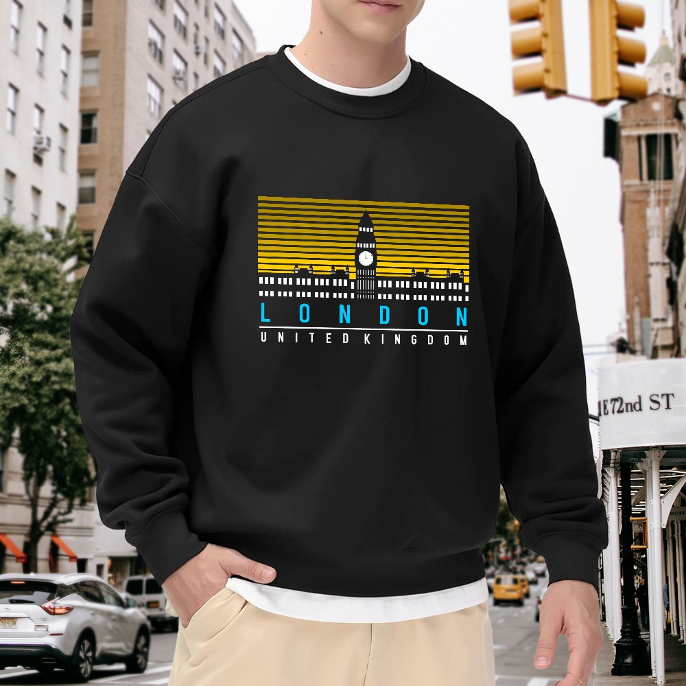 Street Fashion In London - Men's Black Crew Neck Loose Sweatshirt
